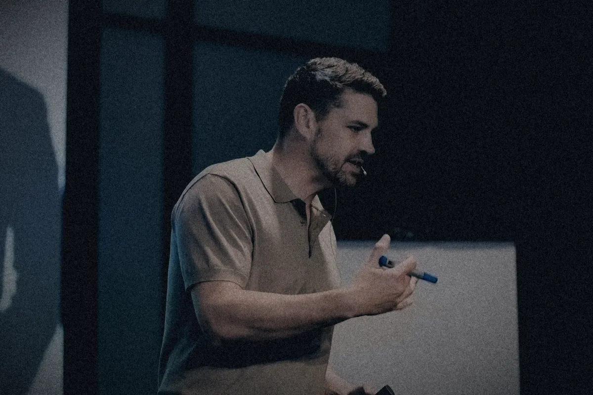 Erik Kruger facilitating a leadership workshop session