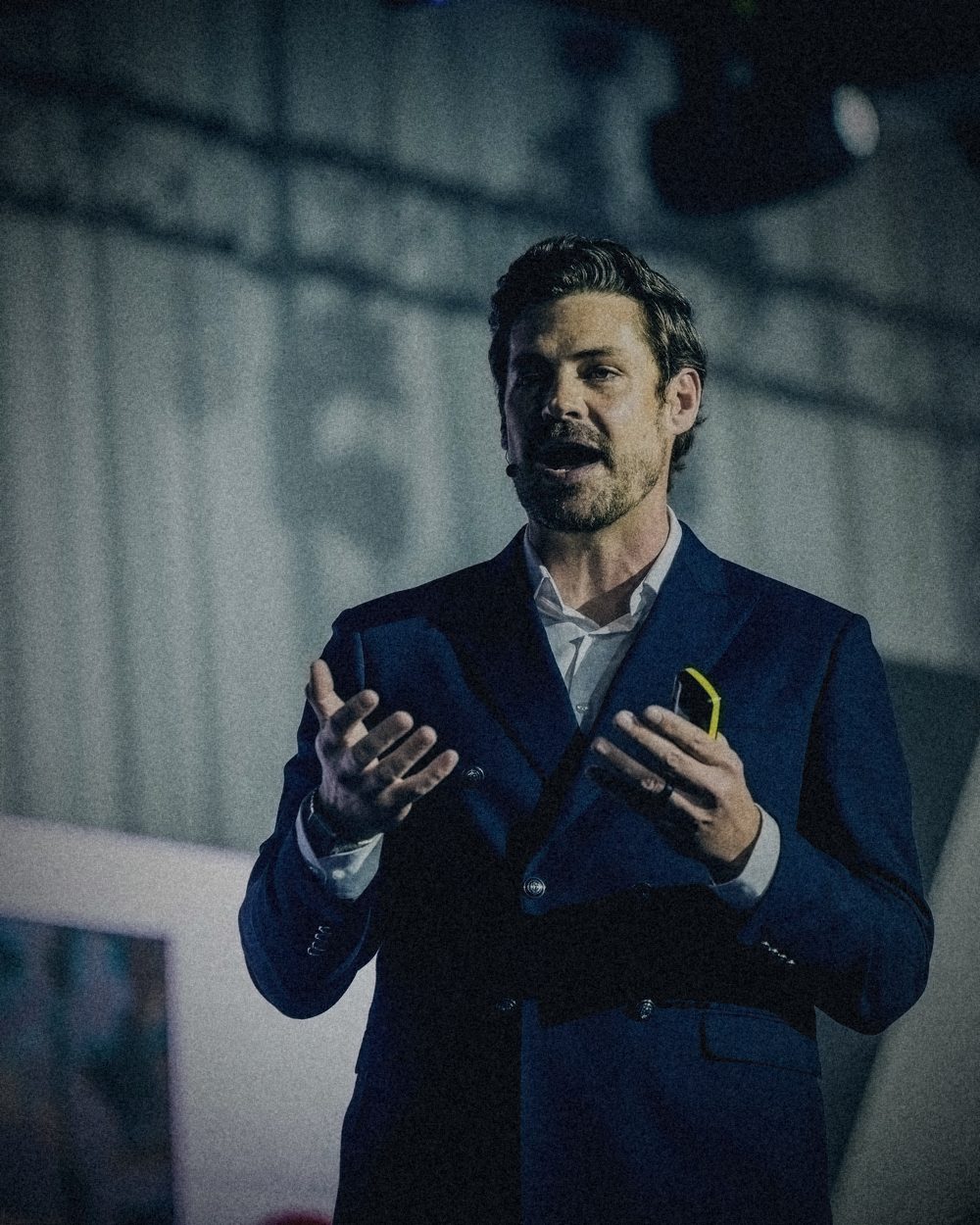 Erik Kruger delivering a keynote on stage